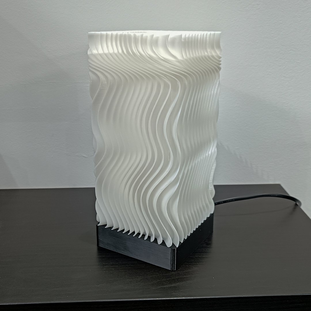 Lampe Aura – Design Ondulé, Création Marocaine – Image 3